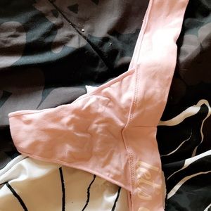 Brand PINK painties